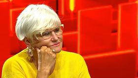 Monica Tatoiu a pregătit deja cadourile pentru cei dragi. Chiar dacă are o situație financiară foarte bună, darurile nu sunt deloc extravagante: „Familia se lasă terorizată ca să mă răsfăț”